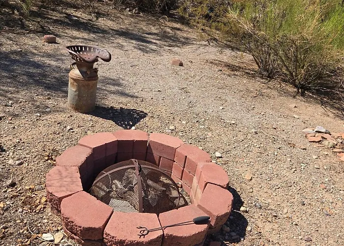 1-acre Spacious Desert Oasis Retreat Near Downtown Holiday home Tucson